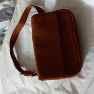 Brown fanny pack